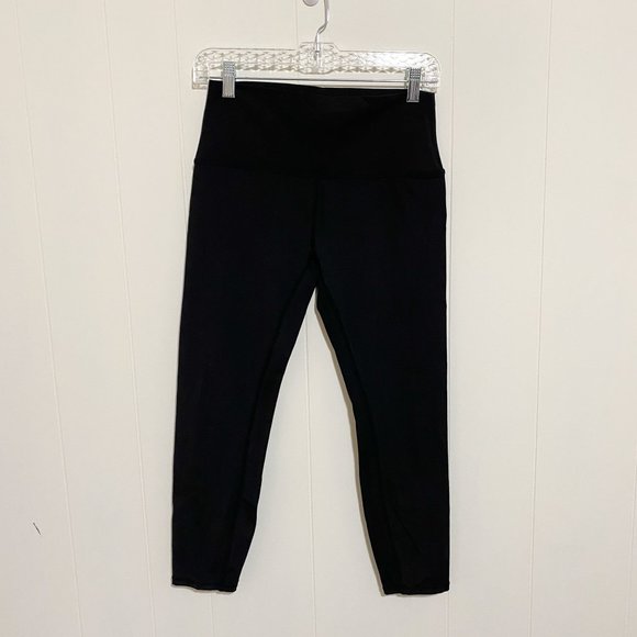 Varley Athletic/Athleisure Black Cropped Legging 23" Inseam Size Medium - Picture 2 of 9